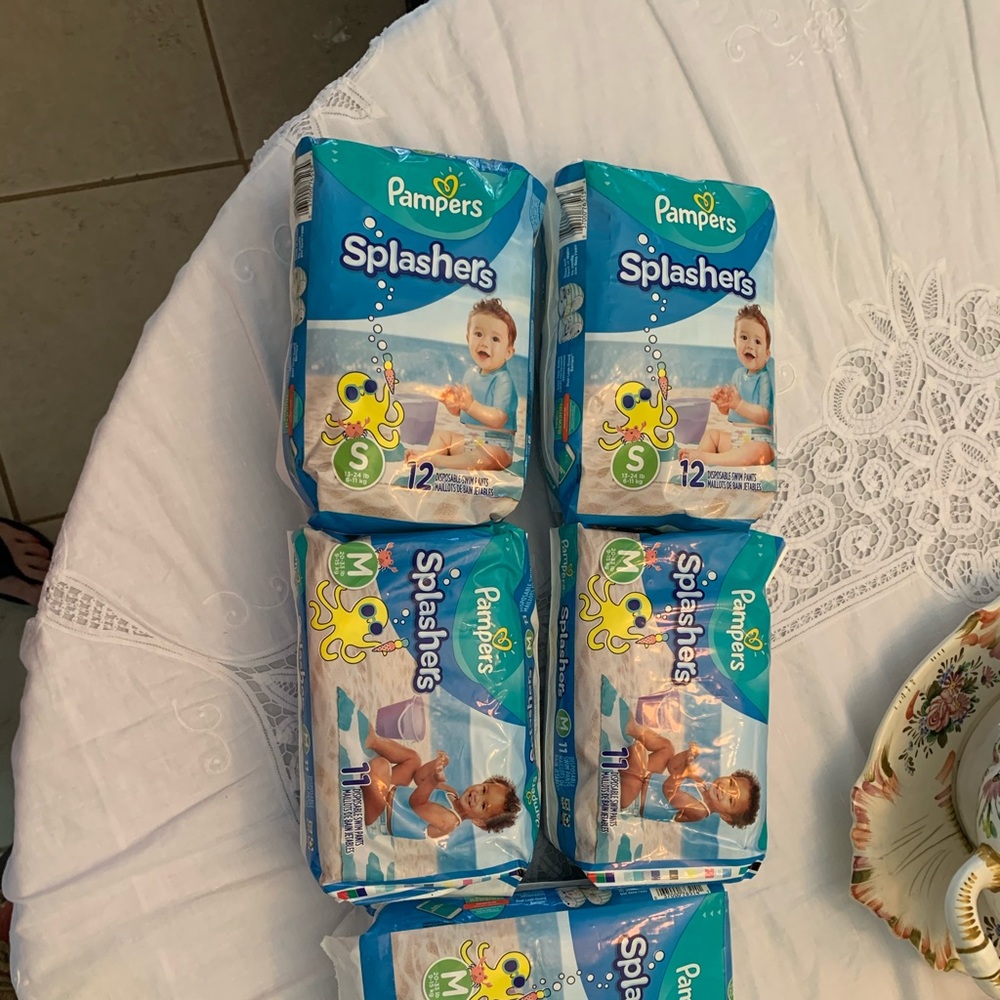 NWOT 5 packs Pampers Splashers